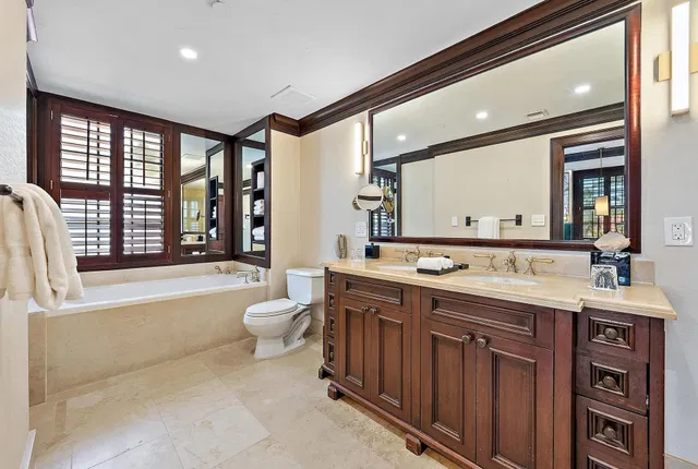 In-Town Palm Beach Unit 301 photo 16
