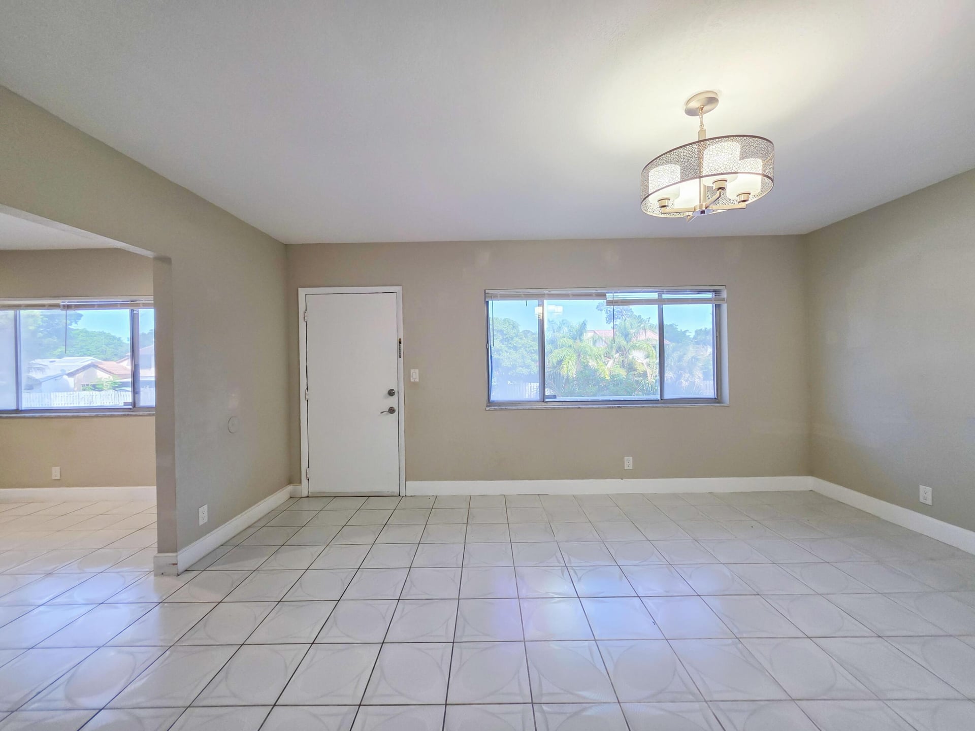 Unit 203 photo 11