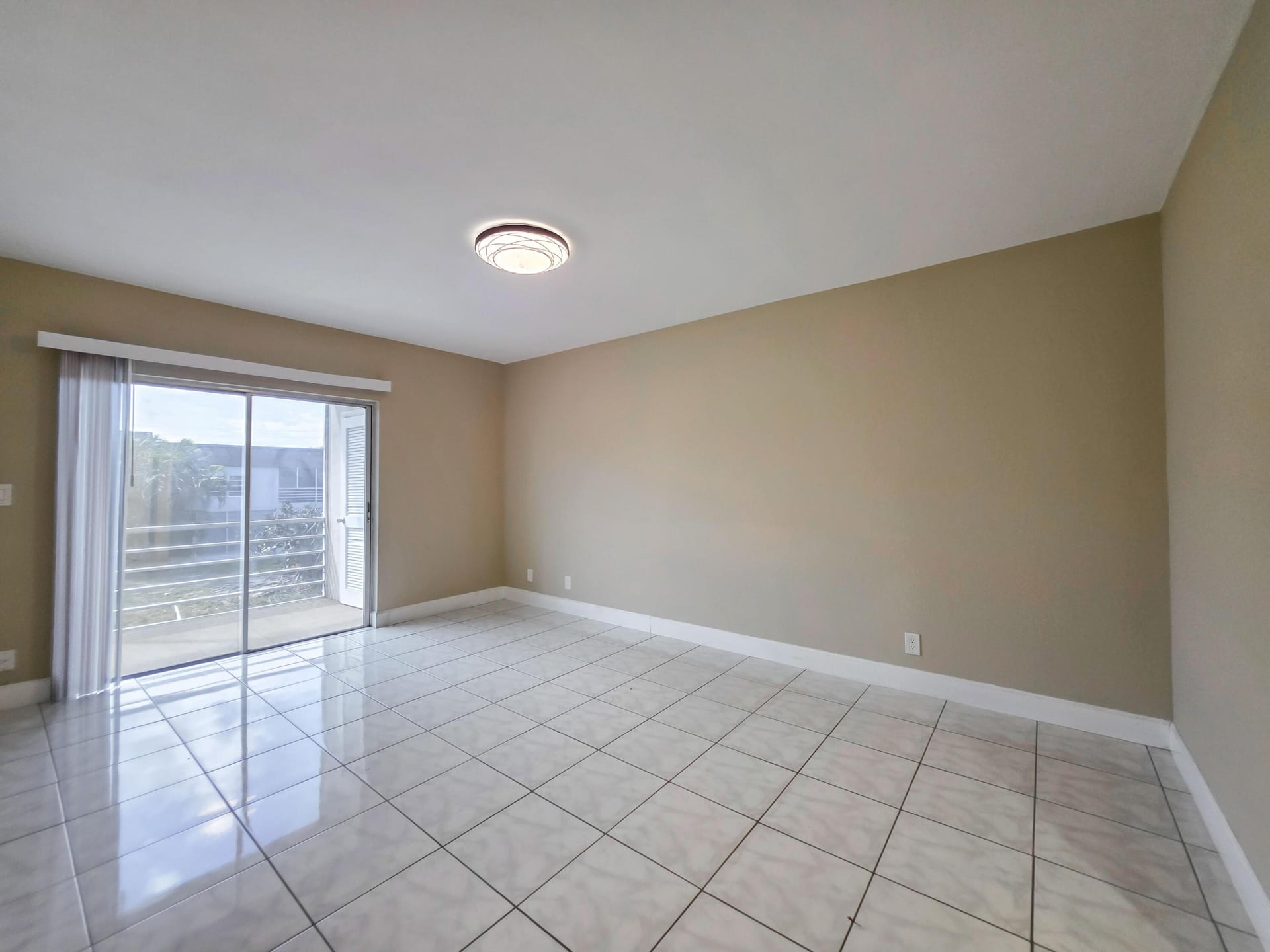Unit 203 photo 20