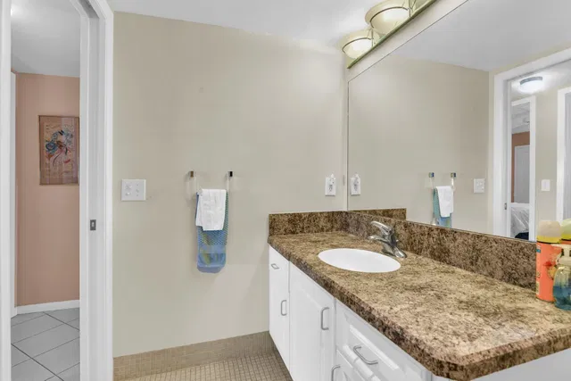  Residence photo 29
