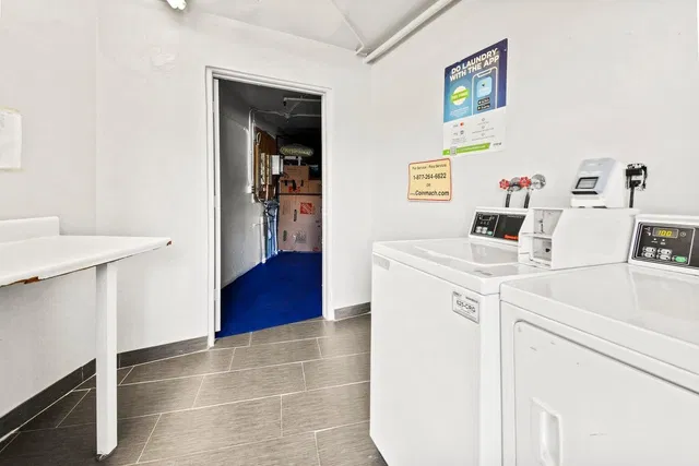  Residence photo 56