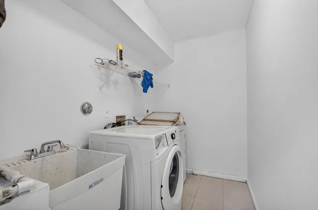  Residence photo 18