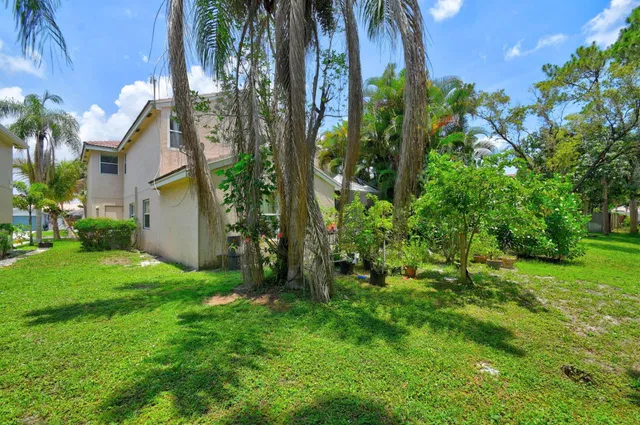  Residence photo 42