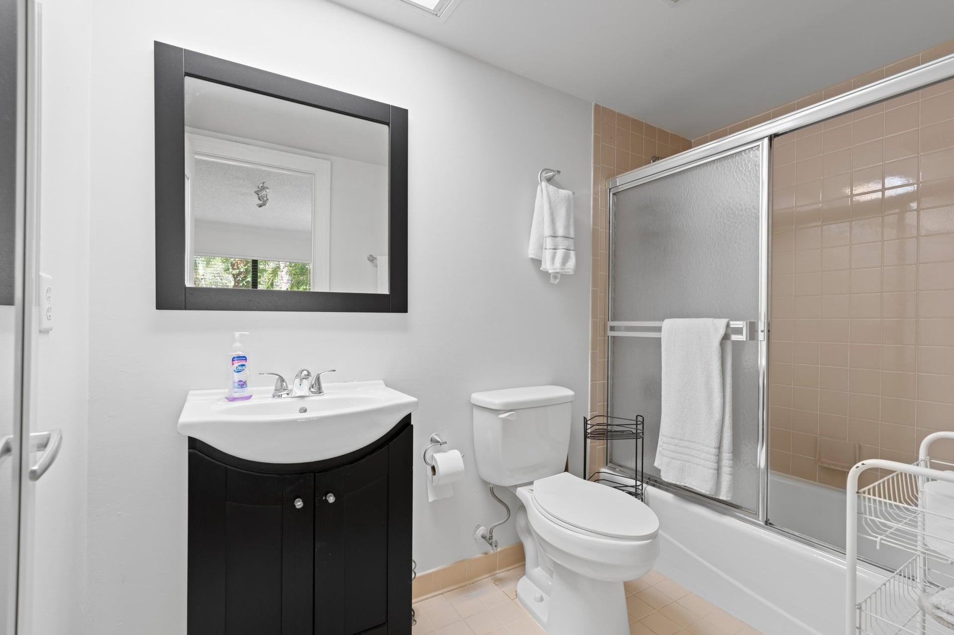Unit H202 photo 28