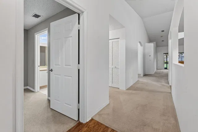 Residence photo 9