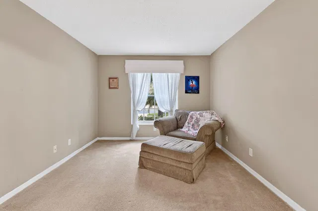 Residence photo 35