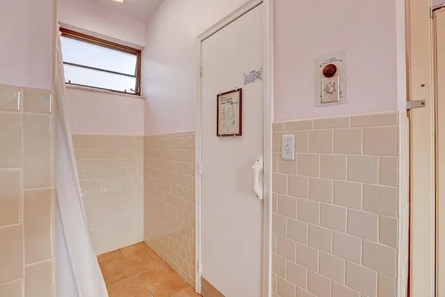 Unit 14-304 photo 32