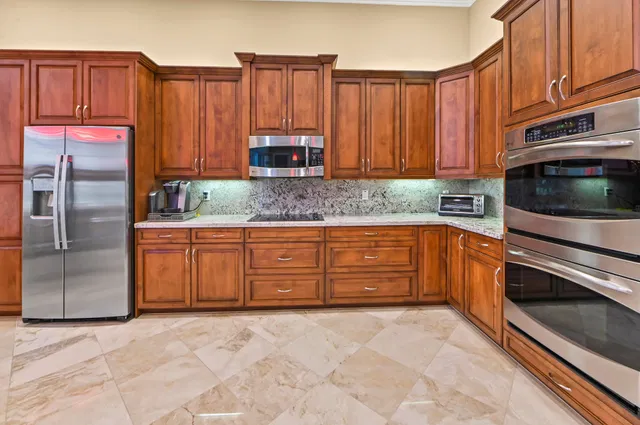  Residence photo 19