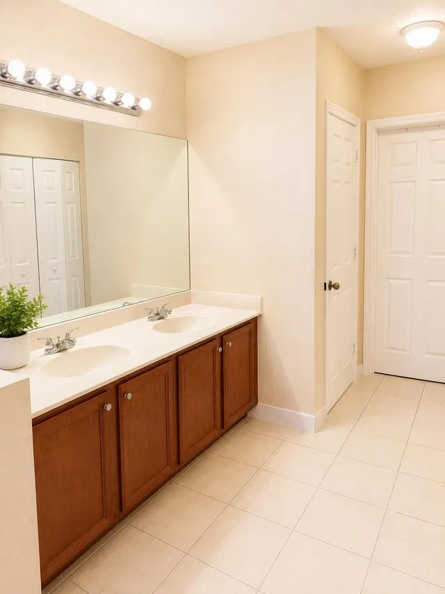  Residence photo 12