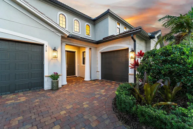 Sonoma Isles Residence photo 5