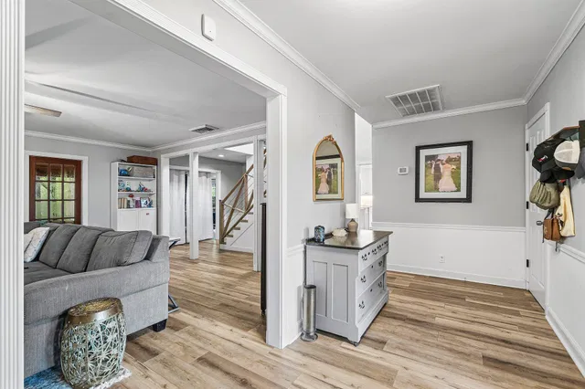 Residence photo 6
