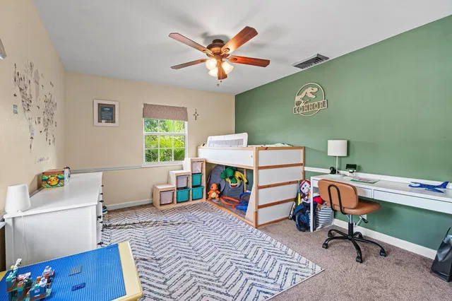 Residence photo 23