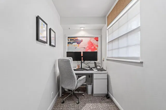 Residence photo 26