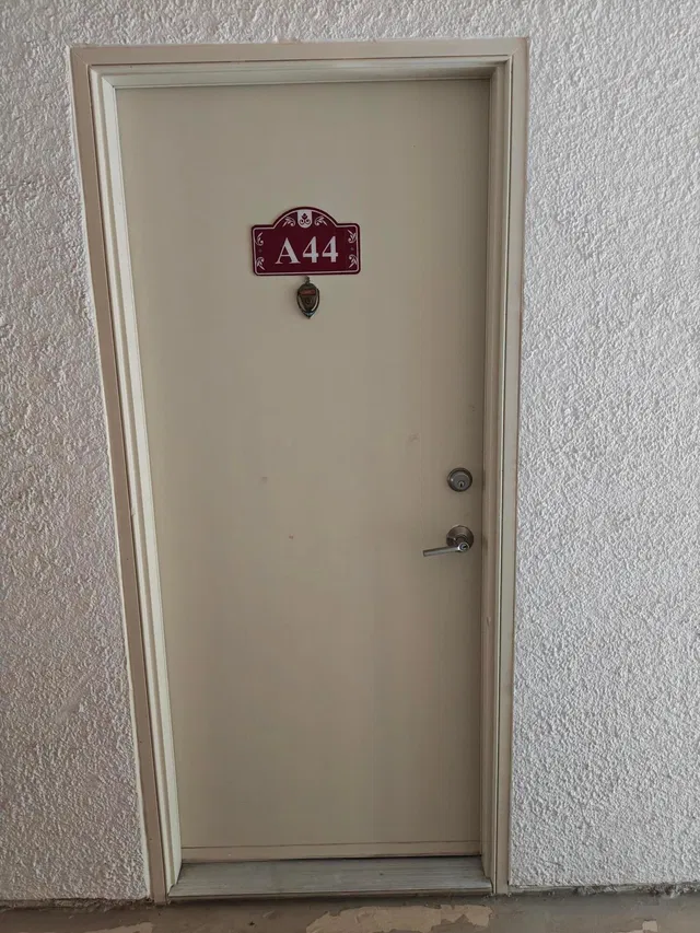 Unit Apt A44 photo 8