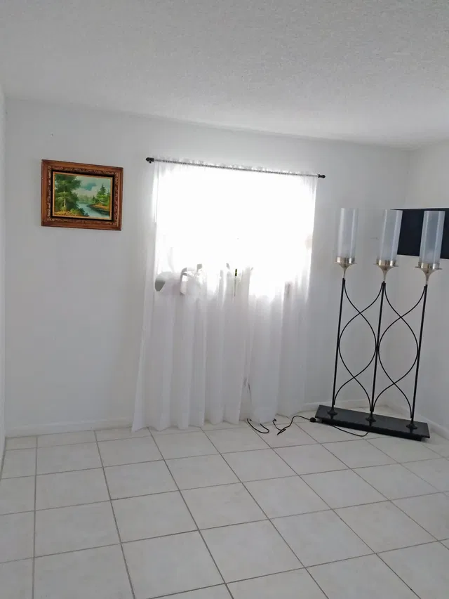 Unit 104 photo 6
