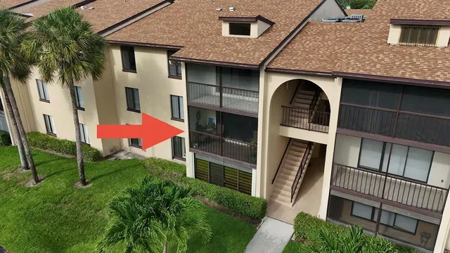 Unit C2 photo 3