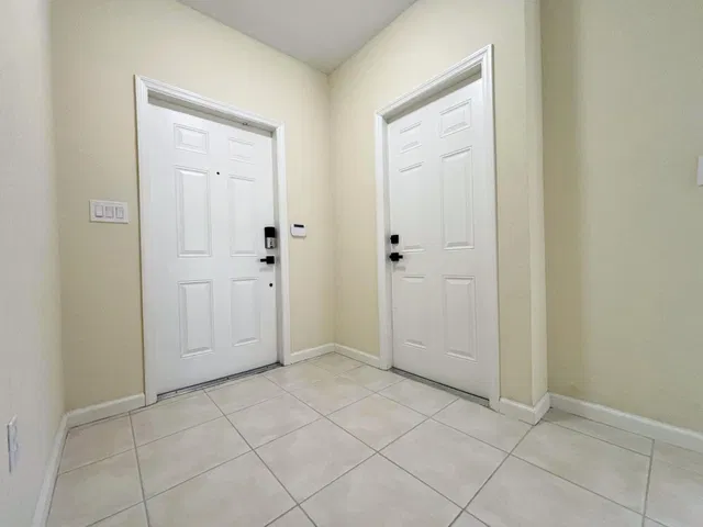 Residence photo 11