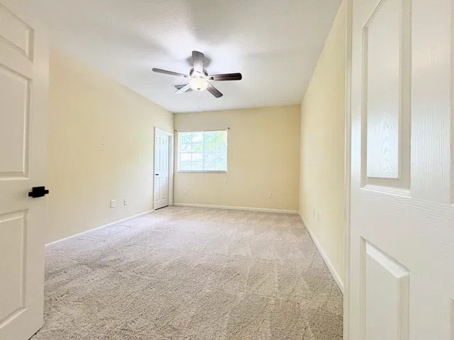 Residence photo 15