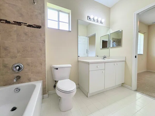 Residence photo 21