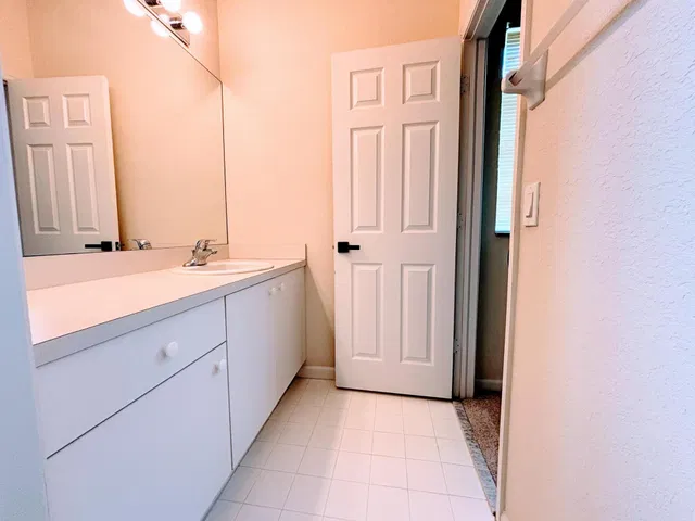 Residence photo 29