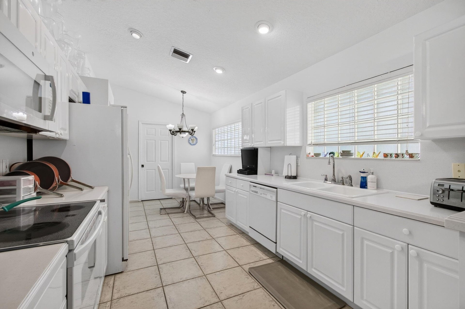 Residence photo 25