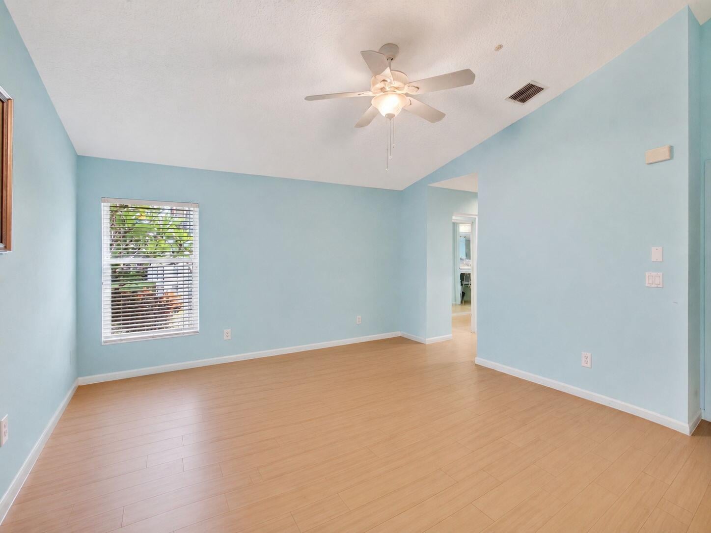 Residence photo 35