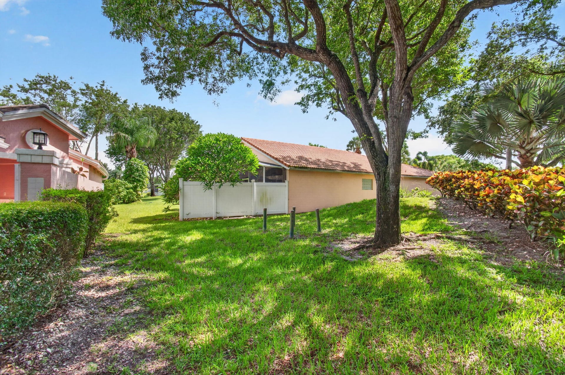 Residence photo 57