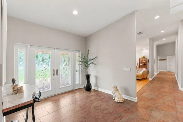 Residence photo 8