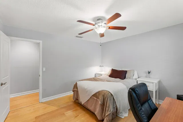 Residence photo 36