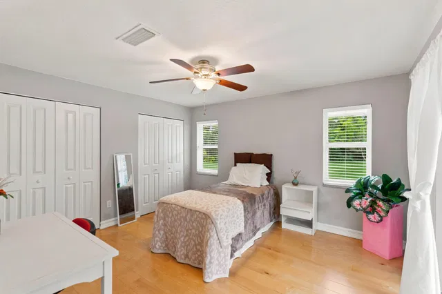 Residence photo 42