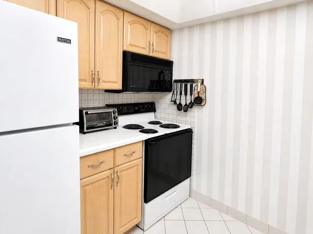 South Palm Beach Unit D4 photo 4