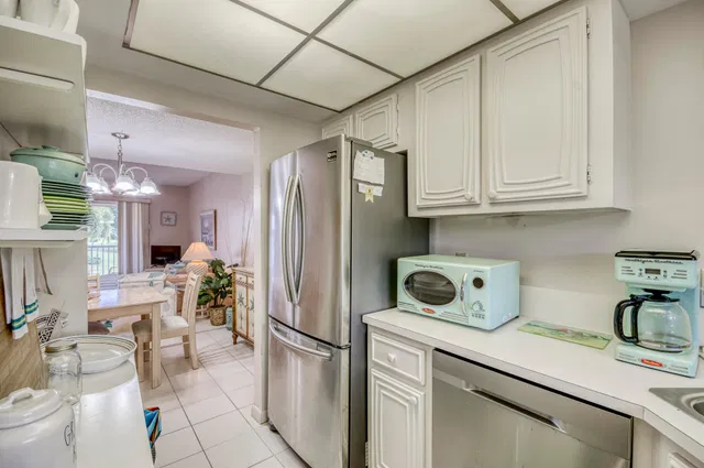 Unit 26 photo 7
