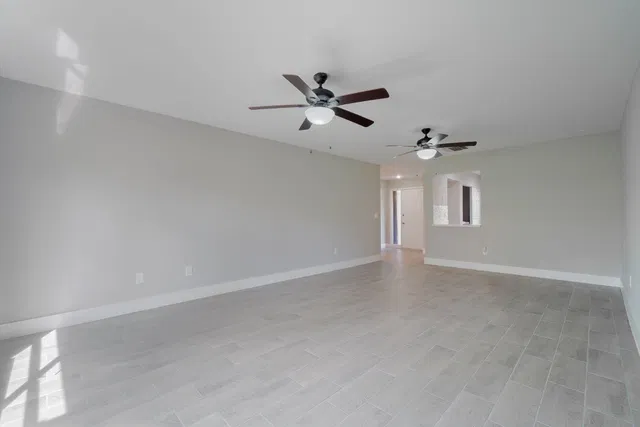  Unit 21 photo 6