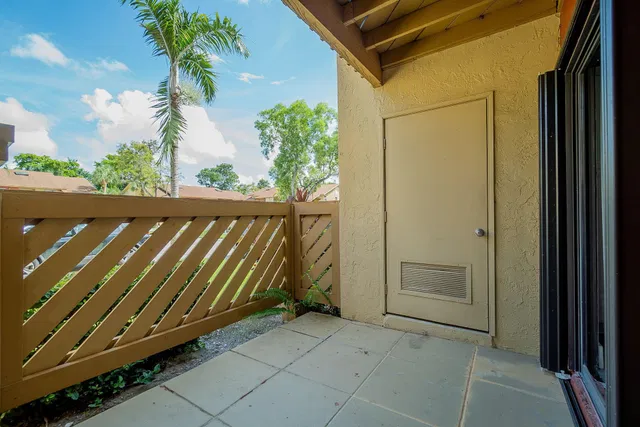  Unit 21 photo 30