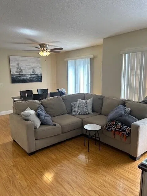 Unit 206 photo 2
