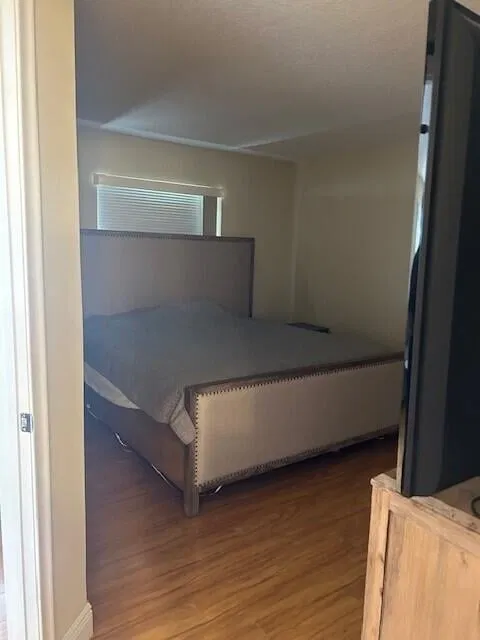 Unit 206 photo 6