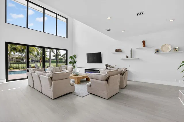 Boca Grove Residence photo 15