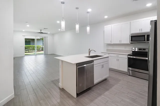 Residence photo 5