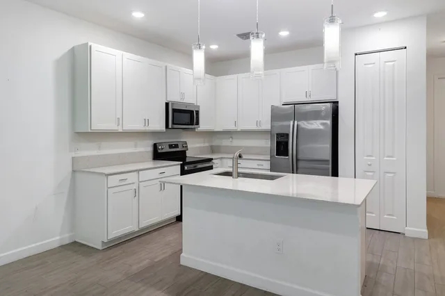 Residence photo 9