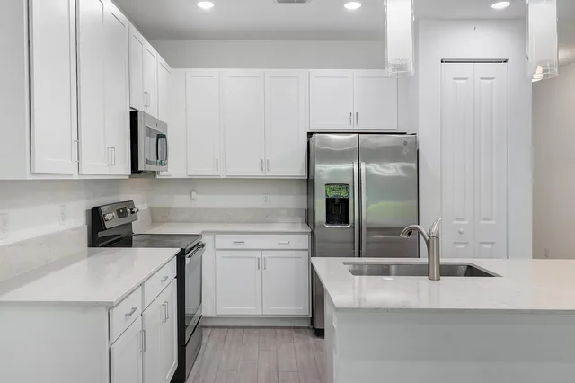 Residence photo 11
