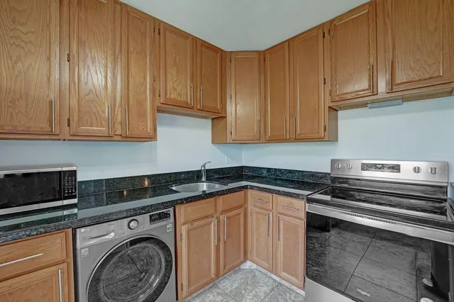  Unit 203 photo 13