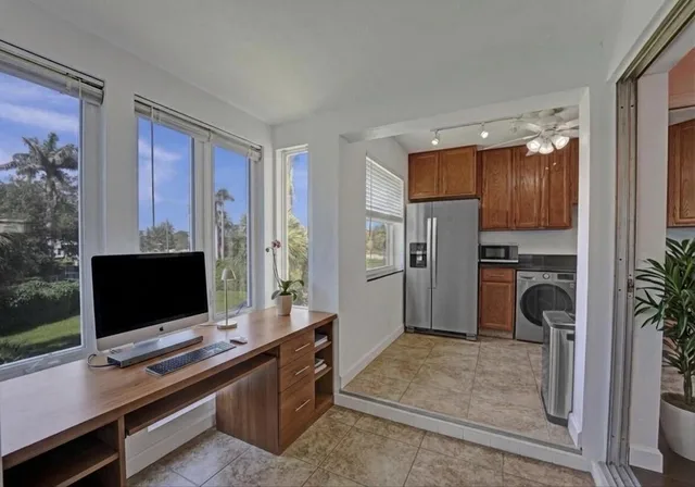  Unit 203 photo 16