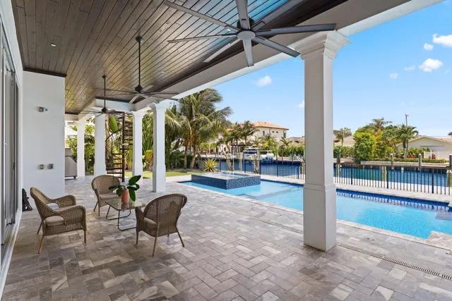 Palm Beach Isles Residence photo 16