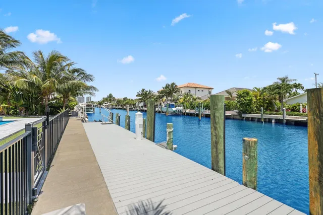 Palm Beach Isles Residence photo 17