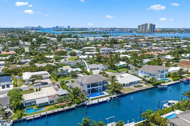 Palm Beach Isles Residence photo 24