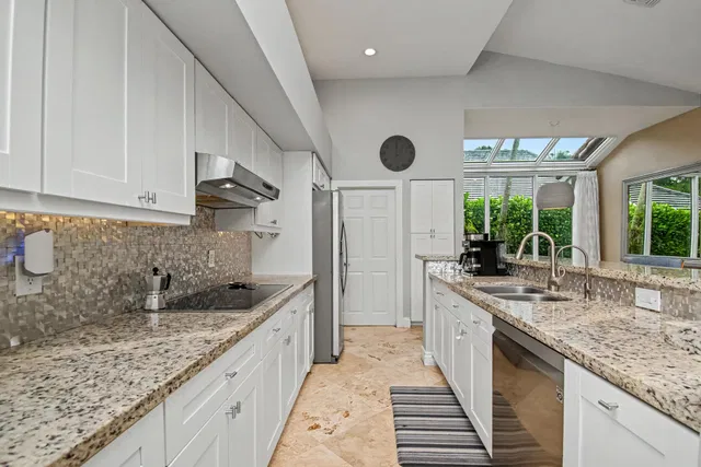 Colonnade Boca Raton Residence photo 13