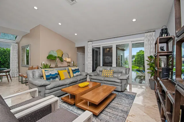 Colonnade Boca Raton Residence photo 17