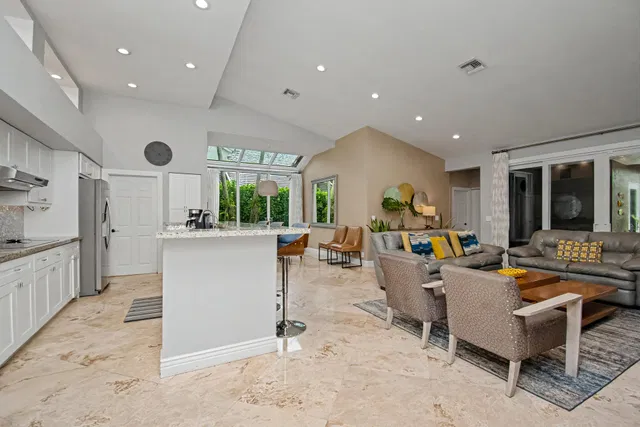 Colonnade Boca Raton Residence photo 23