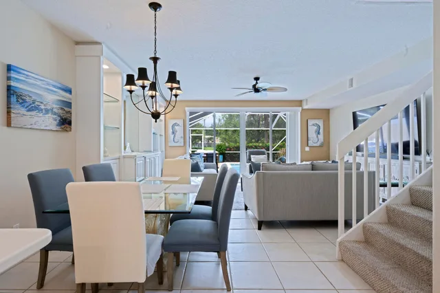  Residence photo 6