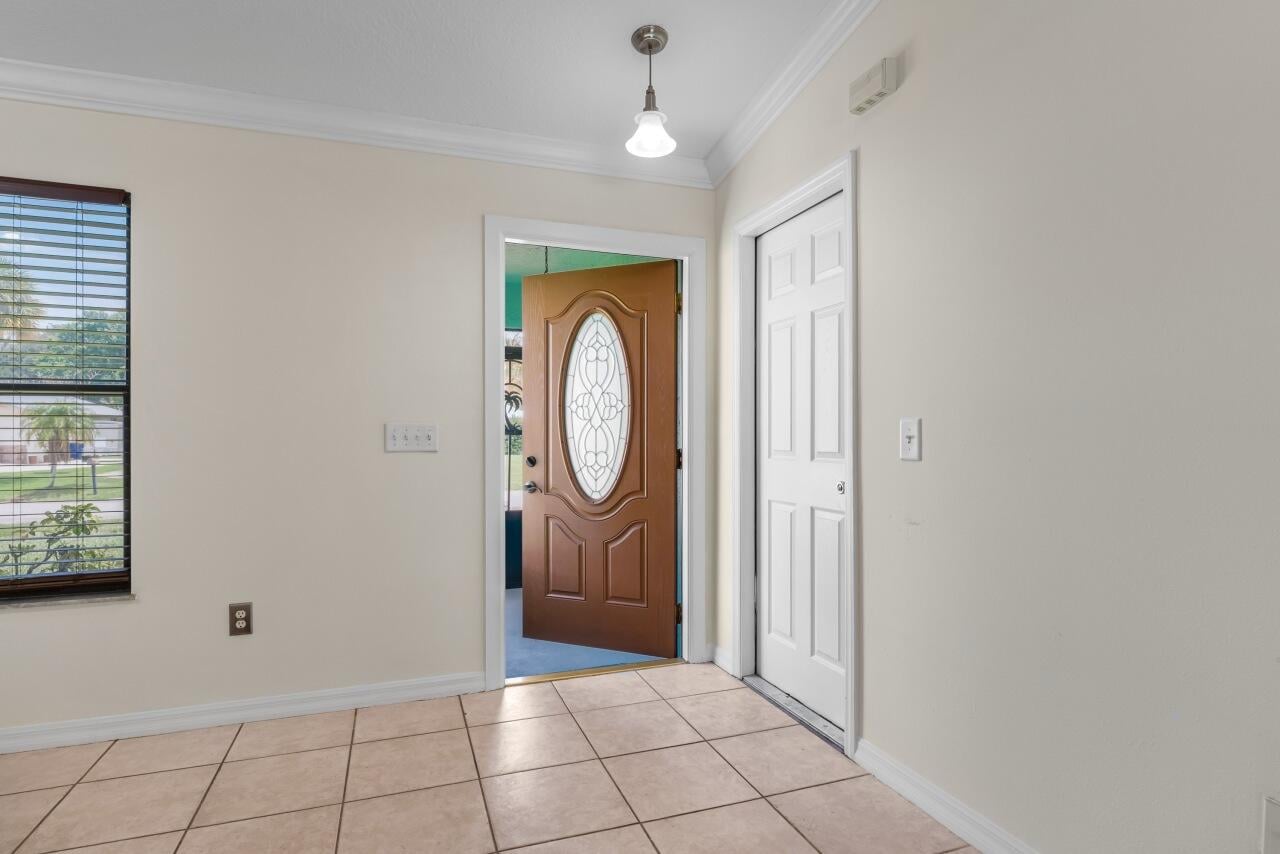  Residence photo 5